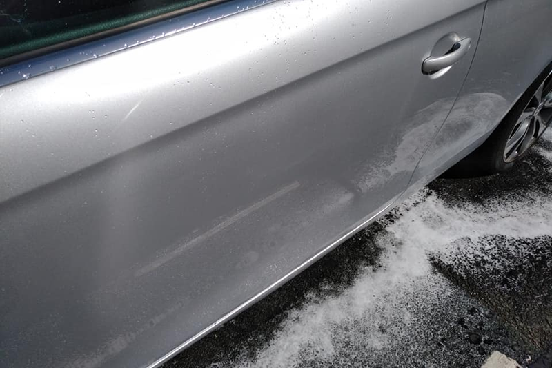 Illustration for article titled Very quick exterior wash of VW EosĀ